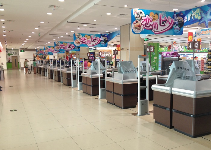 Cach-chon-he-thong-cong-tu-an-ninh-chong-trom-cho-cua-hang-ban-le